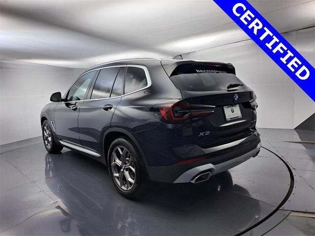 Photo of 2024 Jet Black BMW X3