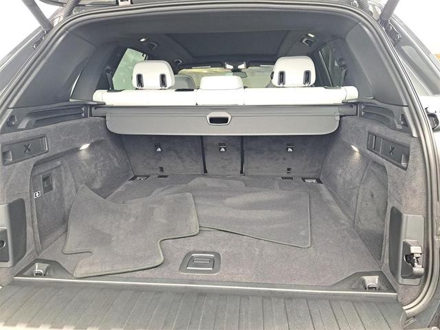 Photo of 2023 Dravit Gray Metallic BMW X5
