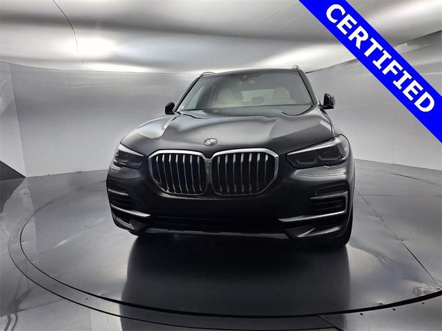 Photo of 2022 Dark Graphite Metallic BMW X5