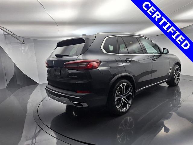 Photo of 2022 Dark Graphite Metallic BMW X5