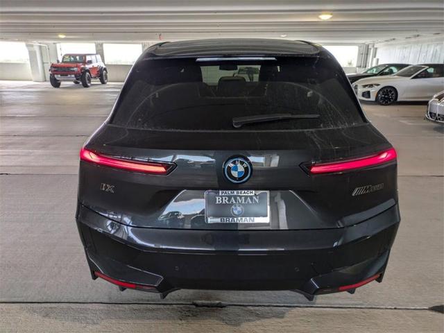 Photo of 2025 Black Sapphire Metallic BMW iX