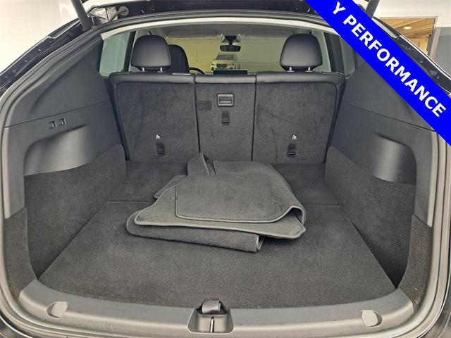 Photo of 2022 Black Tesla Model Y