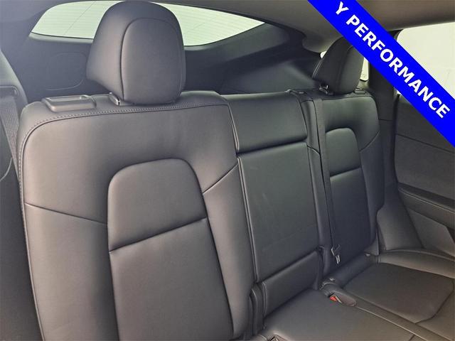 Photo of 2022 Black Tesla Model Y