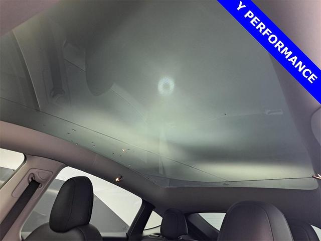 Photo of 2022 Black Tesla Model Y
