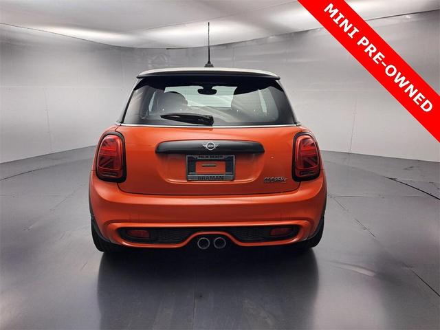Photo of 2019 Solaris Orange Metallic MINI Hardtop