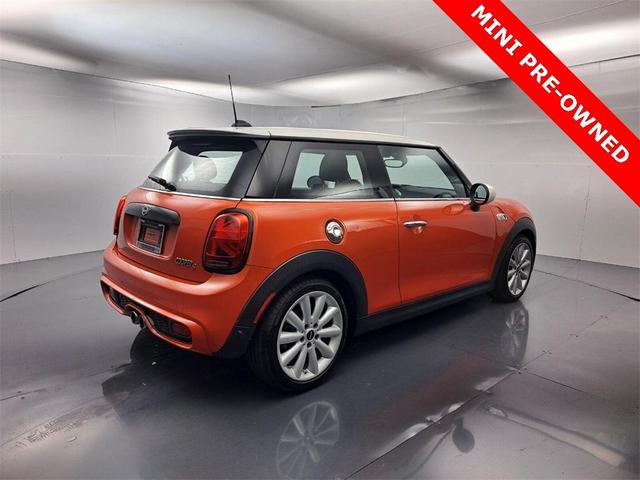 Photo of 2019 Solaris Orange Metallic MINI Hardtop