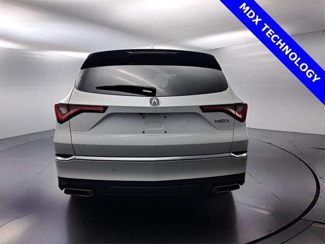 Photo of 2022 Platinum White Pearl Acura MDX