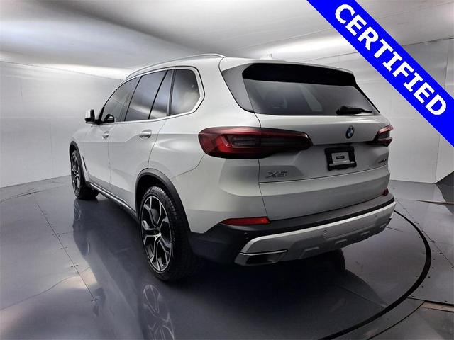 Photo of 2023 Mineral White Metallic BMW X5