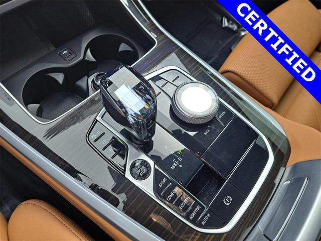 Photo of 2023 Mineral White Metallic BMW X5