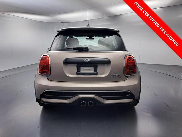 Photo of 2023 Rooftop Gray Metallic MINI Hardtop