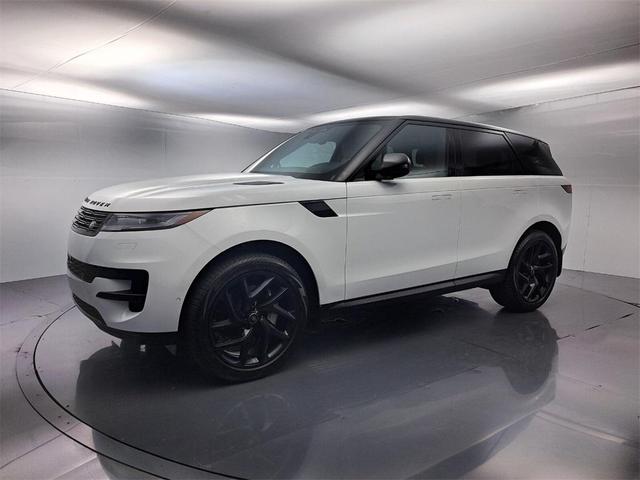 Photo of 2024 Fuji White Land Rover Range Rover Sport