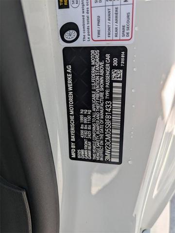 Photo of 2025 Alpine White BMW 230