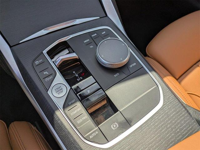 Photo of 2025 Alpine White BMW 230