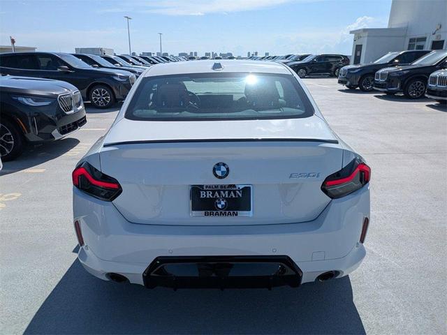 Photo of 2025 Alpine White BMW 230