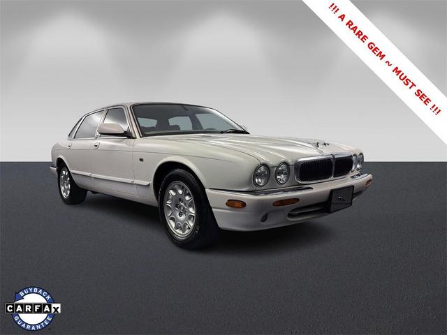 2001 Jaguar XJ8