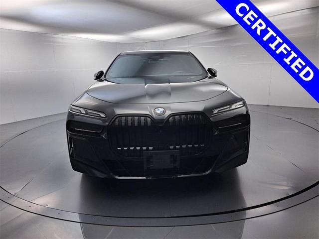 Photo of 2023 Black Sapphire Metallic BMW 740