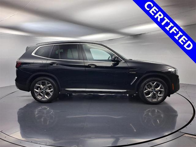 Photo of 2024 Jet Black BMW X3