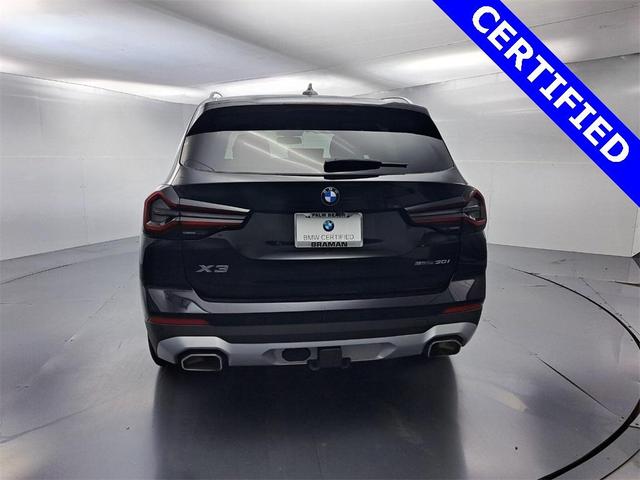Photo of 2024 Jet Black BMW X3