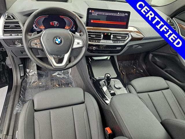 Photo of 2024 Jet Black BMW X3
