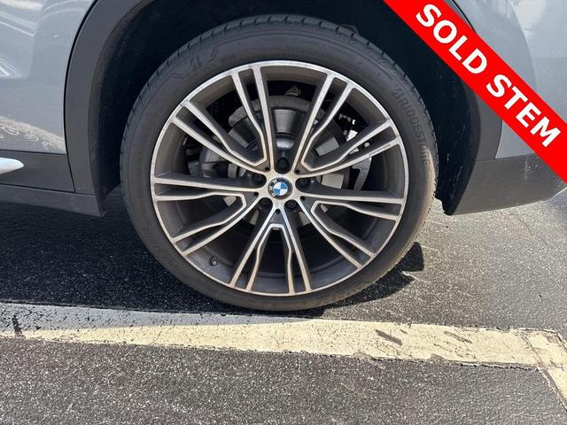 Photo of 2023 Skyscraper Gray Metallic BMW X3