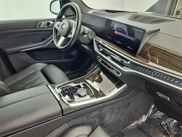 Photo of 2024 Skyscraper Gray Metallic BMW X5