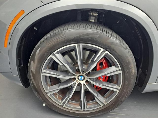 Photo of 2024 Skyscraper Gray Metallic BMW X5