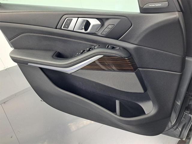 Photo of 2024 Skyscraper Gray Metallic BMW X5