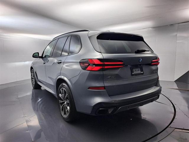 Photo of 2024 Skyscraper Gray Metallic BMW X5