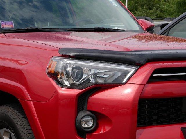 Photo of 2022 Barcelona Red Metallic Toyota 4Runner