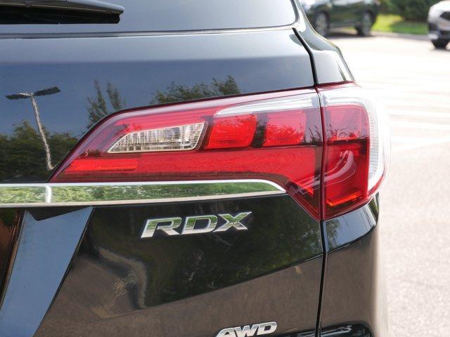Photo of 2017 Crystal Black Pearl Acura RDX