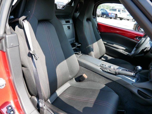Photo of 2016 Soul Red Mazda MX-5 Miata