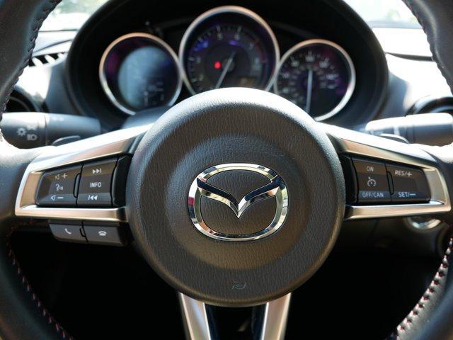 Photo of 2016 Soul Red Mazda MX-5 Miata