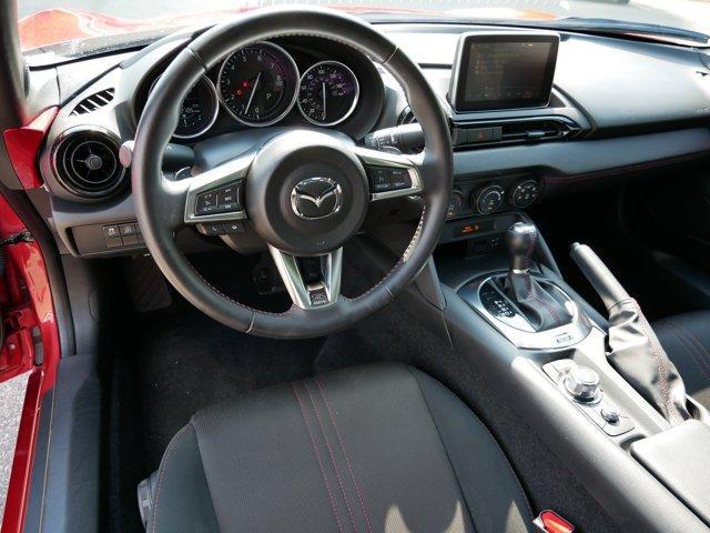 Photo of 2016 Soul Red Mazda MX-5 Miata