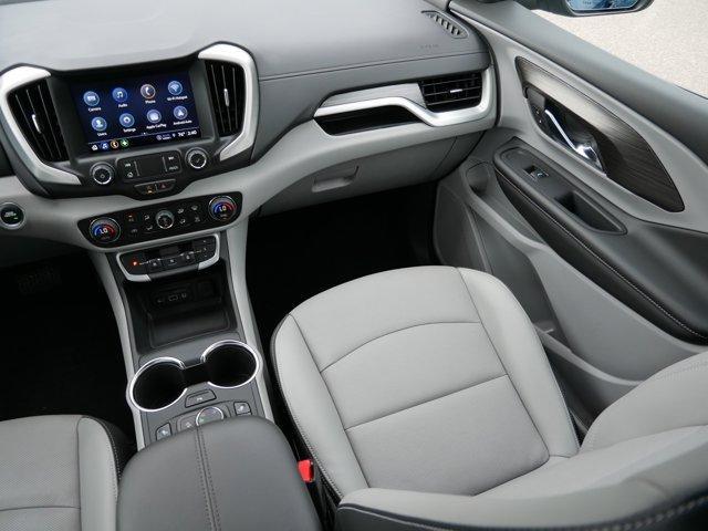 Photo of 2024 Metallic GMC Terrain