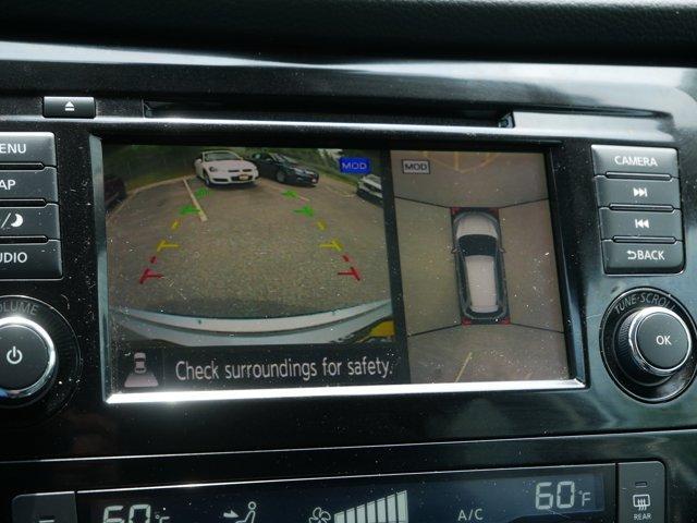 Photo of 2018 Brilliant Silver Nissan Rogue
