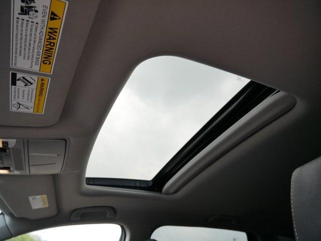 Photo of 2019 White Diamond Pearl Acura MDX