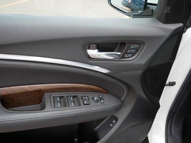 Photo of 2019 White Diamond Pearl Acura MDX