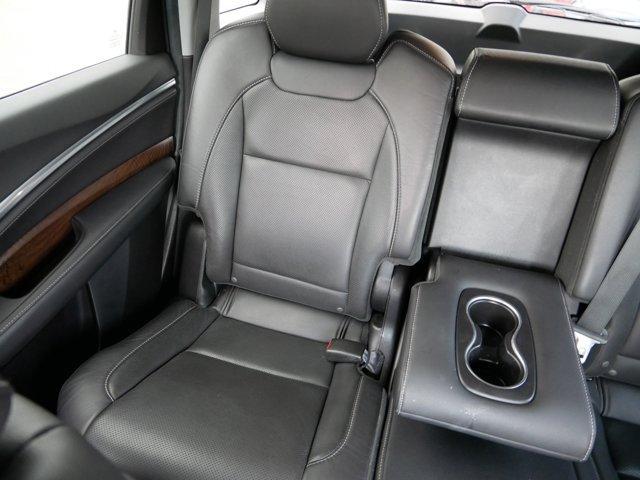 Photo of 2019 White Diamond Pearl Acura MDX