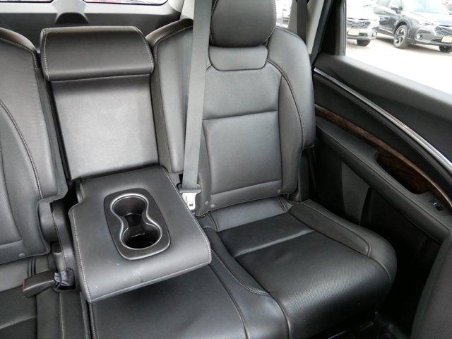 Photo of 2019 White Diamond Pearl Acura MDX