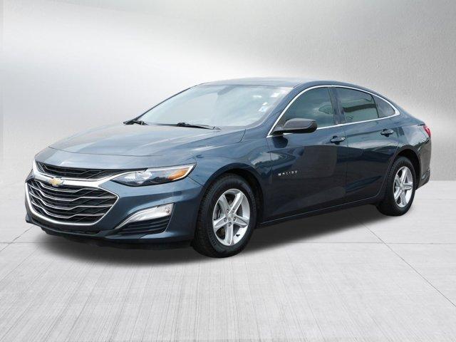 Photo of 2019 Shadow Gray Metallic Chevrolet Malibu