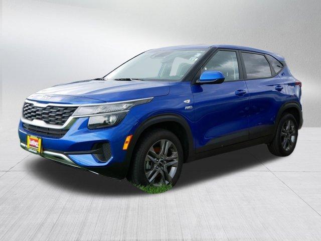 Photo of 2023 Neptune Blue Kia Seltos