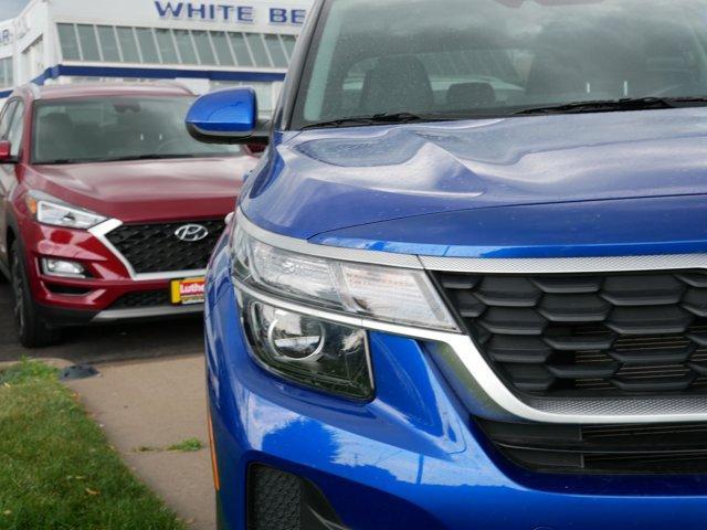 Photo of 2023 Neptune Blue Kia Seltos