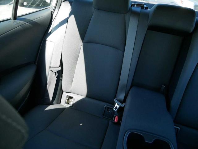 Photo of 2021 Super White Toyota Corolla