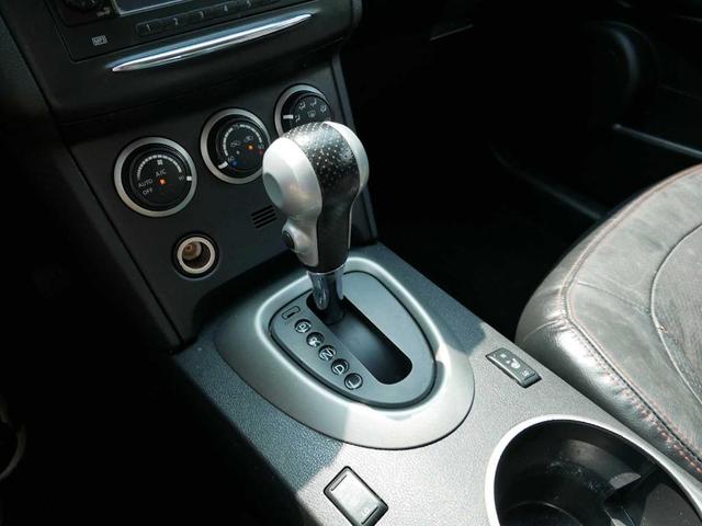 Photo of 2012 Black Amethyst Nissan Rogue