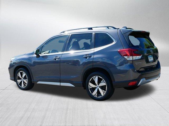 Photo of 2020 Magnetite Gray Metallic Subaru Forester