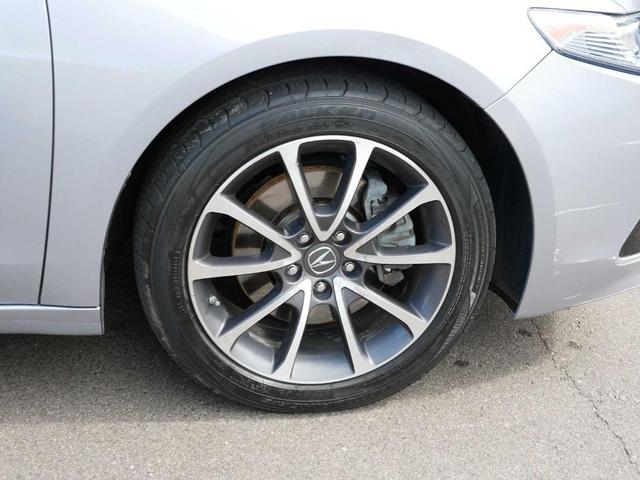 Photo of 2015 Slate Silver Metallic Acura TLX