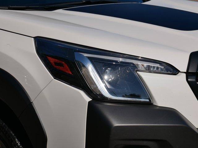 Photo of 2022 Crystal White Pearl Subaru Forester