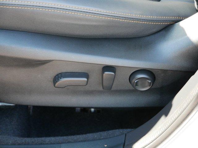 Photo of 2022 Crystal White Pearl Subaru Forester