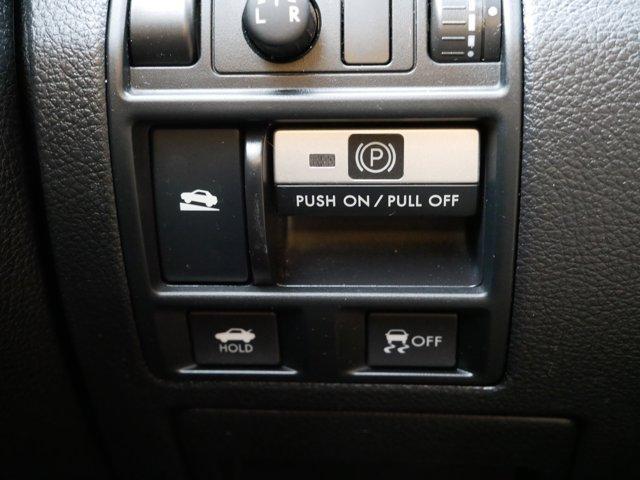 Photo of 2014 Carbide Gray Metallic Subaru Legacy