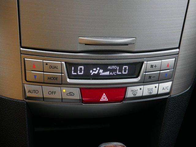 Photo of 2014 Carbide Gray Metallic Subaru Legacy